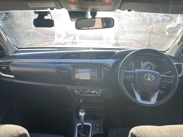 トヨタ ハイラックス Z 愛知県 2021(令3)年 1.5万km オキサイドブロンズM 禁煙車/純正メモリナビ/　AM/FM/BT/USB/HDMI/DISC/フルセグTV/GRフロントエアロ/GRサイドステップ/社外ドライブレコーダー/前後クリアランスソナー/追従機能付きクルーズコントロール/レーンキープアシスト/ダウンヒルアシストコントロール/センターデフロック/アイドリングストップ/オートライト/LEDヘッドライト/フォグランプ/ETC/純正１７インチAW/純正フロアマット/純正ドアバイザー/横滑り防止装置/盗難防止装置/革巻きステアリング/ステアリングスイッチ/W＋サイドエアバッグ/保証書/取説/スペアキー