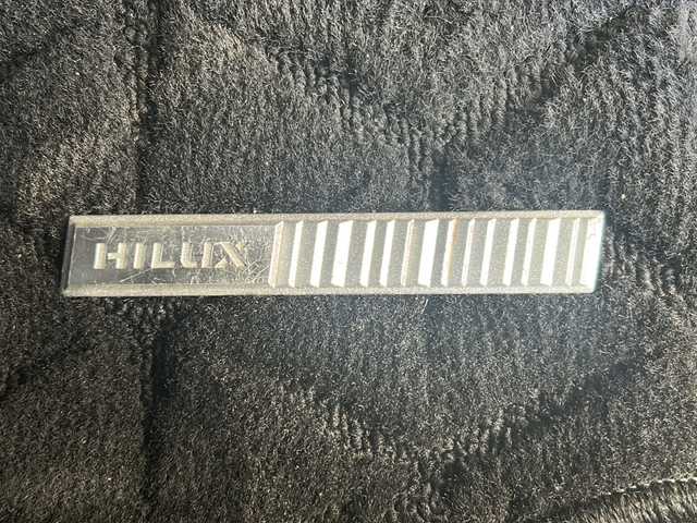 トヨタ ハイラックス Z 愛知県 2021(令3)年 1.5万km オキサイドブロンズM 禁煙車/純正メモリナビ/　AM/FM/BT/USB/HDMI/DISC/フルセグTV/GRフロントエアロ/GRサイドステップ/社外ドライブレコーダー/前後クリアランスソナー/追従機能付きクルーズコントロール/レーンキープアシスト/ダウンヒルアシストコントロール/センターデフロック/アイドリングストップ/オートライト/LEDヘッドライト/フォグランプ/ETC/純正１７インチAW/純正フロアマット/純正ドアバイザー/横滑り防止装置/盗難防止装置/革巻きステアリング/ステアリングスイッチ/W＋サイドエアバッグ/保証書/取説/スペアキー