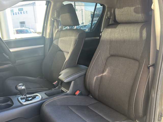 トヨタ ハイラックス Z 愛知県 2021(令3)年 1.5万km オキサイドブロンズM 禁煙車/純正メモリナビ/　AM/FM/BT/USB/HDMI/DISC/フルセグTV/GRフロントエアロ/GRサイドステップ/社外ドライブレコーダー/前後クリアランスソナー/追従機能付きクルーズコントロール/レーンキープアシスト/ダウンヒルアシストコントロール/センターデフロック/アイドリングストップ/オートライト/LEDヘッドライト/フォグランプ/ETC/純正１７インチAW/純正フロアマット/純正ドアバイザー/横滑り防止装置/盗難防止装置/革巻きステアリング/ステアリングスイッチ/W＋サイドエアバッグ/保証書/取説/スペアキー