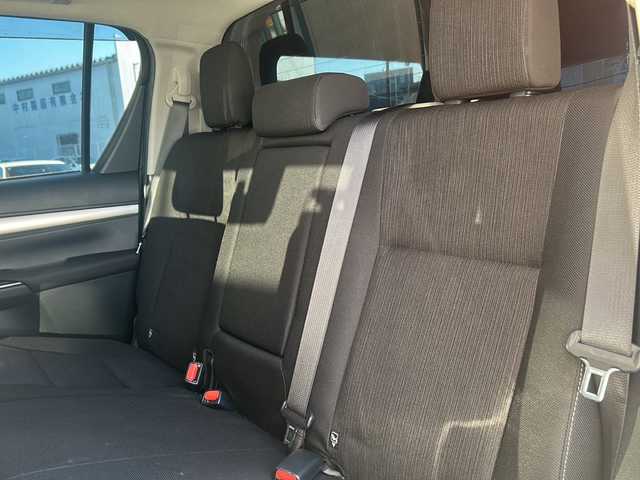 トヨタ ハイラックス Z 愛知県 2021(令3)年 1.5万km オキサイドブロンズM 禁煙車/純正メモリナビ/　AM/FM/BT/USB/HDMI/DISC/フルセグTV/GRフロントエアロ/GRサイドステップ/社外ドライブレコーダー/前後クリアランスソナー/追従機能付きクルーズコントロール/レーンキープアシスト/ダウンヒルアシストコントロール/センターデフロック/アイドリングストップ/オートライト/LEDヘッドライト/フォグランプ/ETC/純正１７インチAW/純正フロアマット/純正ドアバイザー/横滑り防止装置/盗難防止装置/革巻きステアリング/ステアリングスイッチ/W＋サイドエアバッグ/保証書/取説/スペアキー