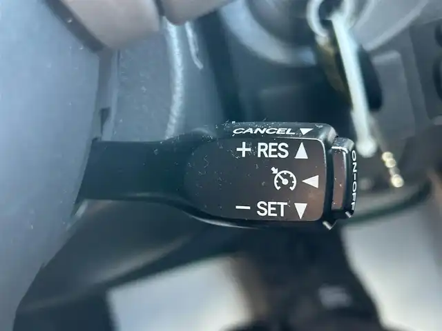 トヨタ ＦＪクルーザー ブラックカラーパッケージ 和歌山県 2017(平29)年 7万km ブラック/ホワイト 純正7インチナビ/フルセグTV/Bluetooth/CD/DVD/バックカメラ/ETC/パーキングソナー/社外グリルガード/ガッツミラー/ガナドールマフラー/ブロックタイヤ積み込み/ヘッドライトレベライザー/横滑り防止機能/リモコンキー/スペアキー