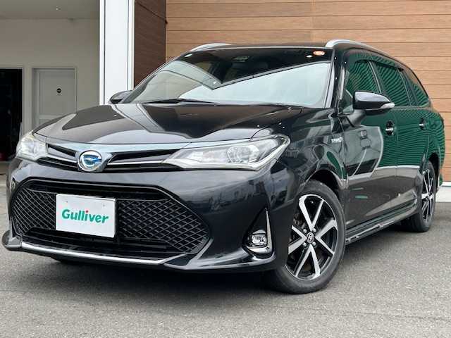 トヨタ カローラ フィールダー ハイブリッドG ダブルバイビー 静岡県 2018(平30)年 4.6万km ブラックマイカ ハイブリッド/トヨタ純正ナビ/（フルセグTV/ Bluetooth/ CD/ FM/ AM)/ビルトインETC/純正16inAW/ハーフレザーシート/前席シートヒーター/プッシュスタート/スマートキー/ドアバイザー/LEDヘッドライト/クリアランスソナー/オートライト/オートマチックハイビーム/保証書/取扱説明書