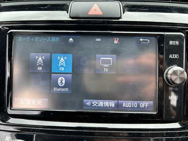 トヨタ カローラ フィールダー ハイブリッドG ダブルバイビー 静岡県 2018(平30)年 4.6万km ブラックマイカ ハイブリッド/トヨタ純正ナビ/（フルセグTV/ Bluetooth/ CD/ FM/ AM)/ビルトインETC/純正16inAW/ハーフレザーシート/前席シートヒーター/プッシュスタート/スマートキー/ドアバイザー/LEDヘッドライト/クリアランスソナー/オートライト/オートマチックハイビーム/保証書/取扱説明書