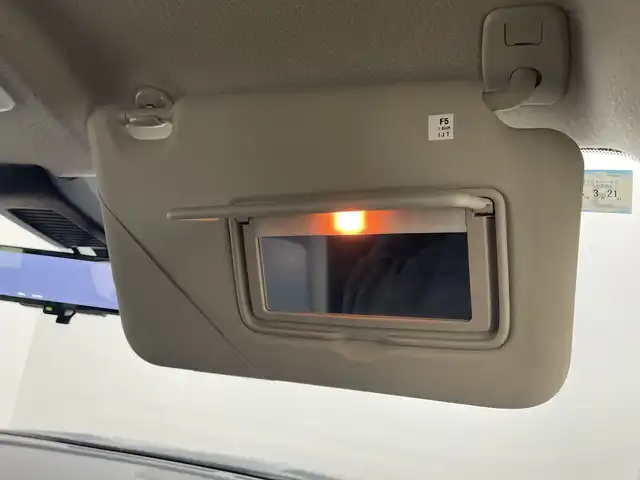 日産 キックス X 群馬県 2021(令3)年 2.1万km ピュアブラック プロパイロット　純正ナビ　全周囲カメラ　デジタルインナーミラー　衝突被害軽減ブレーキ　シートヒーター　オートハイビーム　ＬＥＤヘッドライト　ルーフレール　ハーフレザーシート　スマートキー　禁煙車