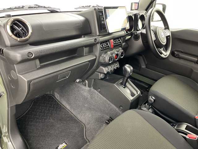 スズキ ジムニー シエラ JC 道央・札幌 2020(令2)年 5万km ジャングルグリーン ・ワンオーナー/・４WD/・社外ナビ（TV＆CD＆DVD＆BT＆SD）/・バックカメラ/・スズキセーフティサポート/・ヘッドライトウォッシャー/・クルーズコントロール/・社外ドライブレコーダー/・シートヒーター/・ビルトインETC/・社外レーダー/・オートライト/・LEDライト/・スマートキー/・スペアキー