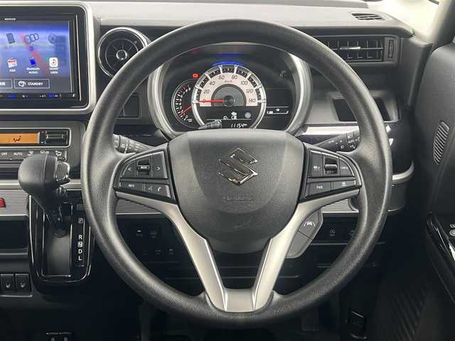 スズキ スペーシア カスタム HYBRID GS 岐阜県 2023(令5)年 1.2万km ピュアホワイトP ４WD/衝突軽減システム/LEDヘッドライト/片側パワースライドドア/純正SDナビ（DVD/CD/BT）/フルセグ（走行中視聴可能）/スズキ純正アルミ（夏タイヤ装着）/スマートキー/アイドリングストップ/プッシュスタート/クルーズコントロール追従走行有/オートマチックハイビーム/コーナーセンサー/レーンキープアシスト/ステアリングスイッチ/前席シートヒーター/純正フロアマット/純正ドアバイザー/オートライト/オートエアコン/パワーステアリング/パワーウィンドウ/電動格納ウィンカーミラー/横滑り防止/盗難防止装置/寒冷地仕様/取扱説明書/スペアキー×１