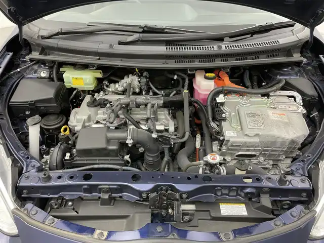 トヨタ アクア S スタイルブラック 岡山県 2016(平28)年 6万km ダークブルーマイカ 純正ナビ/・FM/AM/Bluetooth/フルセグ/CD/DVD/型番:NSZT-W66T/バックカメラ/ビルトインETC/トヨタセーフティーセンス/・プリクラッシュセーフティ/・レーンキープアシスト/・オートマチックハイビーム/社外フロアマット/オートエアコン/オートライト/・フォグライト/プッシュスタート/スマートキー×2/取扱説明書