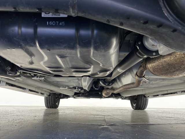 スズキ スペーシア カスタム HYBRID XS 長野県 2024(令6)年 0.8万km ピュアホワイトパール/ブラック2トーン 4WD/純正メモリナビ/フルセグ&USB&BT&AppleCarPlay&AndroidAuto/スズキセーフティーサポート/アダプティブクルーズコントロール/レーンキープアシスト/車線逸脱警報/衝突軽減ブレーキ/デュアルセンサーブレーキサポート/コーナーセンサー/ヘッドアップディスプレイ/標識認識機能/先行車発進告知/前後ドライブレコーダー/両側パワースライドドア/ハーフレザーシート/前席シートヒーター/ステアリングスイッチ/ステアリングヒーター/2列目サンシェード/全方位カメラ/ビルトインETC/LEDヘッドライト/オートライト/フロントフォグランプ/電動格納ミラー/ウィンカーミラー/ドアミラーヒーター/電動ホールド/オートホールド/純正15インチAW装着/純正フロアマット/純正ドアバイザー/プッシュスタート/スマートキー/取扱説明書/新車保証書