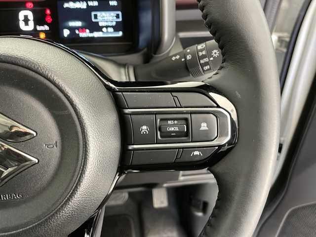 スズキ スペーシア カスタム HYBRID XS 長野県 2024(令6)年 0.8万km ピュアホワイトパール/ブラック2トーン 4WD/純正メモリナビ/フルセグ&USB&BT&AppleCarPlay&AndroidAuto/スズキセーフティーサポート/アダプティブクルーズコントロール/レーンキープアシスト/車線逸脱警報/衝突軽減ブレーキ/デュアルセンサーブレーキサポート/コーナーセンサー/ヘッドアップディスプレイ/標識認識機能/先行車発進告知/前後ドライブレコーダー/両側パワースライドドア/ハーフレザーシート/前席シートヒーター/ステアリングスイッチ/ステアリングヒーター/2列目サンシェード/全方位カメラ/ビルトインETC/LEDヘッドライト/オートライト/フロントフォグランプ/電動格納ミラー/ウィンカーミラー/ドアミラーヒーター/電動ホールド/オートホールド/純正15インチAW装着/純正フロアマット/純正ドアバイザー/プッシュスタート/スマートキー/取扱説明書/新車保証書