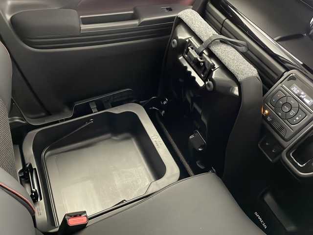 スズキ スペーシア カスタム HYBRID XS 長野県 2024(令6)年 0.8万km ピュアホワイトパール/ブラック2トーン 4WD/純正メモリナビ/フルセグ&USB&BT&AppleCarPlay&AndroidAuto/スズキセーフティーサポート/アダプティブクルーズコントロール/レーンキープアシスト/車線逸脱警報/衝突軽減ブレーキ/デュアルセンサーブレーキサポート/コーナーセンサー/ヘッドアップディスプレイ/標識認識機能/先行車発進告知/前後ドライブレコーダー/両側パワースライドドア/ハーフレザーシート/前席シートヒーター/ステアリングスイッチ/ステアリングヒーター/2列目サンシェード/全方位カメラ/ビルトインETC/LEDヘッドライト/オートライト/フロントフォグランプ/電動格納ミラー/ウィンカーミラー/ドアミラーヒーター/電動ホールド/オートホールド/純正15インチAW装着/純正フロアマット/純正ドアバイザー/プッシュスタート/スマートキー/取扱説明書/新車保証書