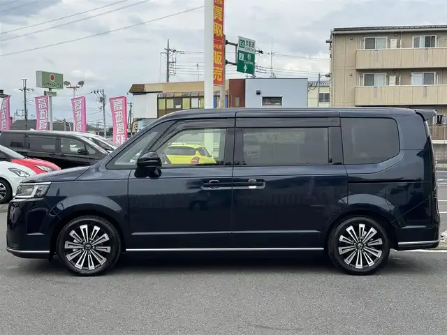 ホンダ ステップワゴン スパーダ eHEV プレミアムライン 千葉県 2024(令6)年 1.3万km ミッドナイトブルービームM ワンオーナー/ホンダセンシング /レーダークルーズコントロール/レーンキープアシスト/ブラインドスポットモニター/純正11.4インチナビ/フルセグTV/Bluetooth/カープレイ/バックカメラ/ハーフレザーシート/シートヒーター（前席・2列目）/純正ETC2.0/純正ドライブレコーダー/純正フロアマット/純正17インチAW/革巻きステアリング/プッシュスタート/スマートキー/保証書・取説/スペアキー