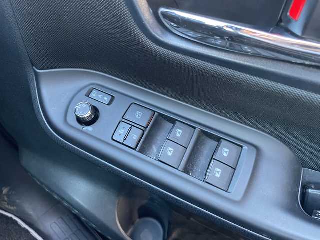 トヨタ ノア Si ダブルバイビー 神奈川県 2016(平28)年 1.4万km ダークバイオレットマイカメタリック ワンオーナー/プリクラッシュセーフティシステム/レーンキープアシスト/オートハイビーム/先行車発進お知らせ/両側パワースライドドア/純正ナビ(BT/CD/AM/FM)/ワンセグTV/バックカメラ/クルーズコントロール/ステアリングスイッチ/横滑り防止装置/ビルトインETC/HIDヘッドライト/フォグランプ/純正フロアマット/純正ドアバイザー/保証書/取扱説明書