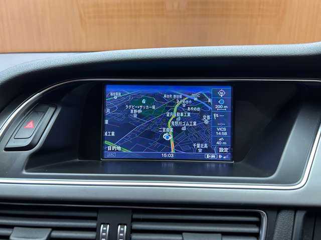 アウディ Ａ５ SB 2．0 TFSI クワトロ 千葉県 2014(平26)年 7.8万km グレイシアホワイトメタリック ＡＣＣ　/黒革　/ナビ　/ＴＶ　/Ｂｌｕｅｔｏｏｔｈ接続　/Ｂカメラ　/シートＨ　/電動シート　/アシスタンスＰＫＧ　/サイドアシスト　/アクティブレーンアシスト　/ＨＩＤヘッドライト　/社外２０インチＡＷ　/純正ＡＷ有り