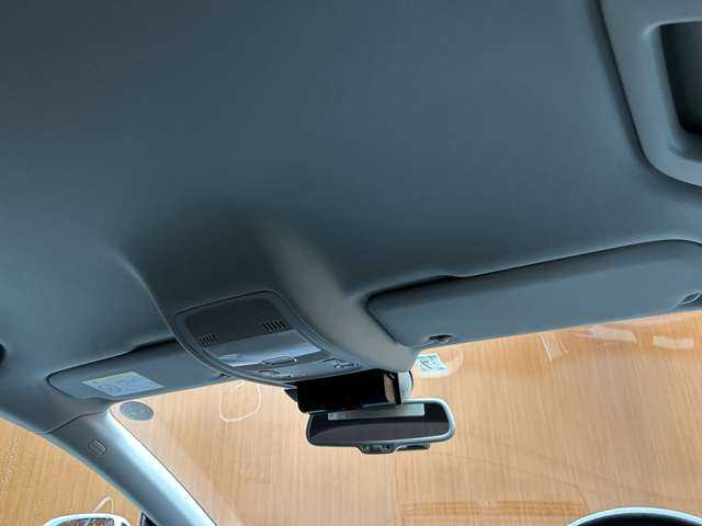 アウディ Ａ５ SB 2．0 TFSI クワトロ 千葉県 2014(平26)年 7.8万km グレイシアホワイトメタリック ＡＣＣ　/黒革　/ナビ　/ＴＶ　/Ｂｌｕｅｔｏｏｔｈ接続　/Ｂカメラ　/シートＨ　/電動シート　/アシスタンスＰＫＧ　/サイドアシスト　/アクティブレーンアシスト　/ＨＩＤヘッドライト　/社外２０インチＡＷ　/純正ＡＷ有り