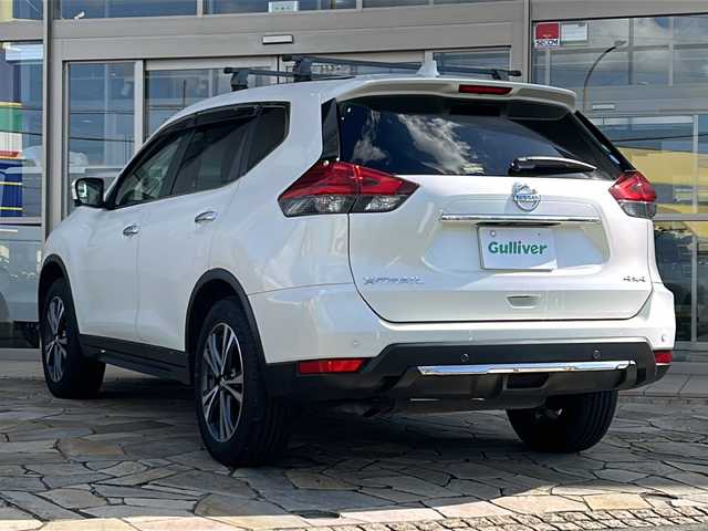 日産 エクストレイル 20X 静岡県 2018(平30)年 8.2万km パール 純正ナビ（CD DVD iPod FM AM フルセグTV SD Bluetooth）/全方位カメラ/バックカメラ/４WD/ダウンヒルアシストコントロール/前後コーナーセンサー/ヒーテッドドアミラー/電動リアゲート/ルーフキャリア/ステアリングリモコン/純正アルミホイール/純正フロアマット/本革レザーシート/LEDヘッドライト/フォグランプ/スマートキー