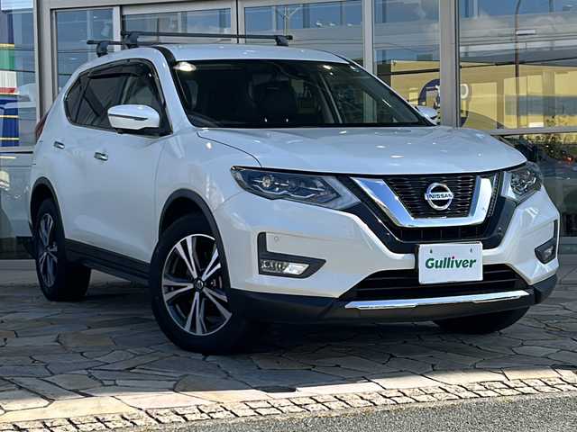 日産 エクストレイル 20X 静岡県 2018(平30)年 8.2万km パール 純正ナビ（CD DVD iPod FM AM フルセグTV SD Bluetooth）/全方位カメラ/バックカメラ/４WD/ダウンヒルアシストコントロール/前後コーナーセンサー/ヒーテッドドアミラー/電動リアゲート/ルーフキャリア/ステアリングリモコン/純正アルミホイール/純正フロアマット/本革レザーシート/LEDヘッドライト/フォグランプ/スマートキー