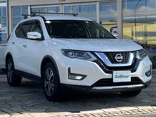 日産 エクストレイル 20X 静岡県 2018(平30)年 8.2万km パール 純正ナビ（CD DVD iPod FM AM フルセグTV SD Bluetooth）/全方位カメラ/バックカメラ/４WD/ダウンヒルアシストコントロール/前後コーナーセンサー/ヒーテッドドアミラー/電動リアゲート/ルーフキャリア/ステアリングリモコン/純正アルミホイール/純正フロアマット/本革レザーシート/LEDヘッドライト/フォグランプ/スマートキー
