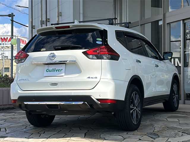 日産 エクストレイル 20X 静岡県 2018(平30)年 8.2万km パール 純正ナビ（CD DVD iPod FM AM フルセグTV SD Bluetooth）/全方位カメラ/バックカメラ/４WD/ダウンヒルアシストコントロール/前後コーナーセンサー/ヒーテッドドアミラー/電動リアゲート/ルーフキャリア/ステアリングリモコン/純正アルミホイール/純正フロアマット/本革レザーシート/LEDヘッドライト/フォグランプ/スマートキー