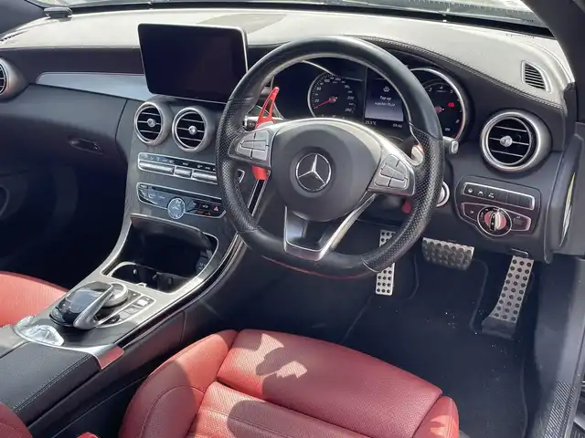 メルセデス・ベンツ Ｃ１８０ カブリオレ スポーツ 茨城県 2017(平29)年 3.2万km オブシディアンブラック /登録時走行距離/　　　　　　　31874キロ/純正ナビ/バックカメラ/地デジ/赤革シート/エアシート/ブルメスタスピーカー/クルーズコントロール/ETC/新車時整備手帳/　　【保証書】/取扱説明書/R6/7記録簿/