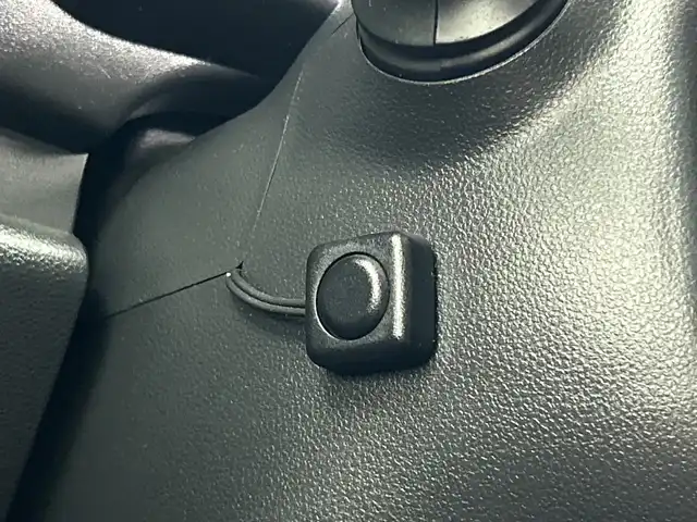 トヨタ パッソ モーダ　S 三重県 2016(平28)年 4万km ディープブルークリスタルマイカ /純正ナビ/（CD.DVD.BT.フルセグTV）//バックカメラ//プリクラッシュセーフティ//コーナーセンサー//ETC/ステアリングスイッチ//プッシュスタート//電動格納ミラー//アイドリングストップ