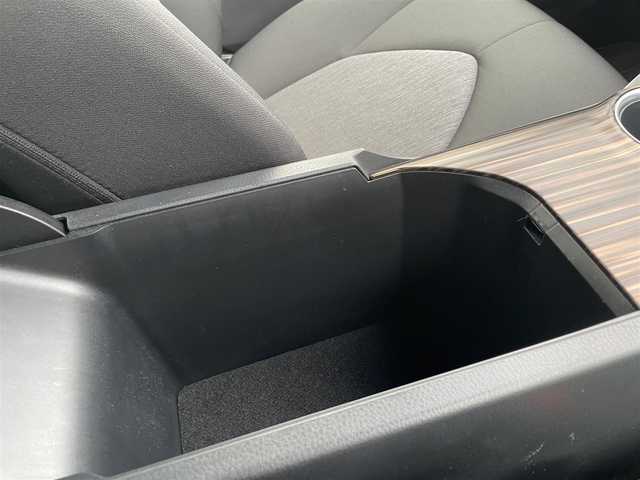 トヨタ カムリ G 福島県 2017(平29)年 2.9万km ダークブルーマイカM 純正ナビ/（CD/DVD/BT/AM/FM）/バックモニター/レーダークルーズコントロール/ヘッドアップディスプレイ/D席パワーシート/LEDライト/オートハイビーム/オートホールド/前ドラレコ/防眩ミラー/ナノイーエアコン/プッシュスタート/スマートキー/ドアバイザー/ETC2.0