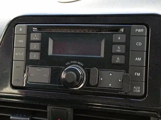 トヨタ シエンタ X Vパッケージ 福井県 2016(平28)年 6.7万km ホワイトパールクリスタルシャイン 純正USB/CDチューナー/横滑り防止装置/アイドリングストップ/両側スライドドア/純正フロアマット/ダブルエアバッグ/三列シート/リモコンキー