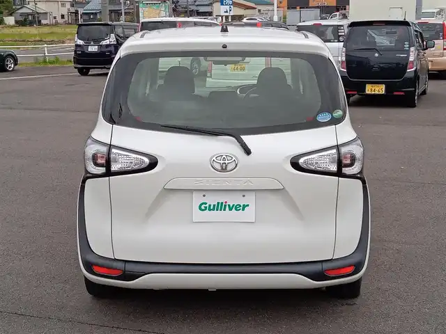 トヨタ シエンタ X Vパッケージ 福井県 2016(平28)年 6.7万km ホワイトパールクリスタルシャイン 純正USB/CDチューナー/横滑り防止装置/アイドリングストップ/両側スライドドア/純正フロアマット/ダブルエアバッグ/三列シート/リモコンキー