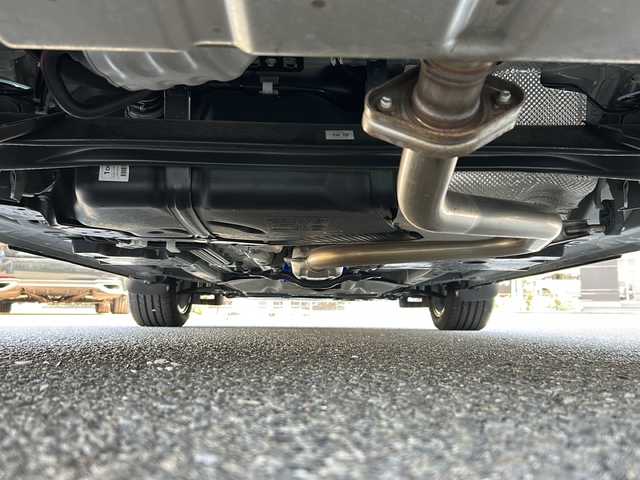 マツダ ＣＸ－３ 15S アーバンドレッサー 大阪府 2024(令6)年 0.3万km グレー 純正ナビ（フルセグTV・FM/AM・Bluetooth）/8.8インチセンターディスプレイ/360°ビュー・モニター/スマート・ブレーキ・サポート（SBS）/マツダ・レーダー・クルーズ・コントロール（MRCC）/アドバンストキーレスエントリーシステム/アクティブ・ドライビング・ディスプレイ/交通標識認識システム（TSR）/フットイルミネーション/純正18インチアルミホイール/スマートキー/プッシュスタート/シートヒーター（運転席/助手席）/ステアリングヒーター/ドライブレコーダー（フロント/リア）/品番：CS-54FH/ブレーキホールド/ETC