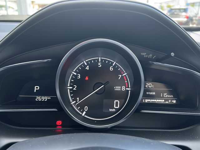 マツダ ＣＸ－３ 15S アーバンドレッサー 大阪府 2024(令6)年 0.3万km グレー 純正ナビ（フルセグTV・FM/AM・Bluetooth）/8.8インチセンターディスプレイ/360°ビュー・モニター/スマート・ブレーキ・サポート（SBS）/マツダ・レーダー・クルーズ・コントロール（MRCC）/アドバンストキーレスエントリーシステム/アクティブ・ドライビング・ディスプレイ/交通標識認識システム（TSR）/フットイルミネーション/純正18インチアルミホイール/スマートキー/プッシュスタート/シートヒーター（運転席/助手席）/ステアリングヒーター/ドライブレコーダー（フロント/リア）/品番：CS-54FH/ブレーキホールド/ETC