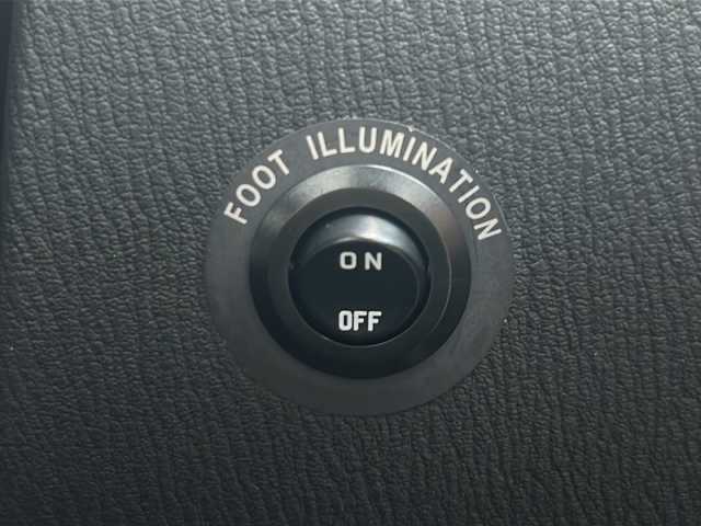 マツダ ＣＸ－３ 15S アーバンドレッサー 大阪府 2024(令6)年 0.3万km グレー 純正ナビ（フルセグTV・FM/AM・Bluetooth）/8.8インチセンターディスプレイ/360°ビュー・モニター/スマート・ブレーキ・サポート（SBS）/マツダ・レーダー・クルーズ・コントロール（MRCC）/アドバンストキーレスエントリーシステム/アクティブ・ドライビング・ディスプレイ/交通標識認識システム（TSR）/フットイルミネーション/純正18インチアルミホイール/スマートキー/プッシュスタート/シートヒーター（運転席/助手席）/ステアリングヒーター/ドライブレコーダー（フロント/リア）/品番：CS-54FH/ブレーキホールド/ETC