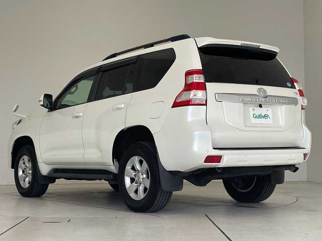 トヨタ ランドクルーザー プラド TX 愛知県 2016(平28)年 7万km ホワイトパールクリスタルシャイン SDナビ/バックカメラ/コーナーセンサー/純正アルミホイール/ルーフレール/４WD/LEDヘッドライト/インテリジェントミラー/ドライブレコーダー/ETC/フルセグ/CD DVD/Bluetooth/ステアリングスイッチ/スマートキー/プッシュスタート