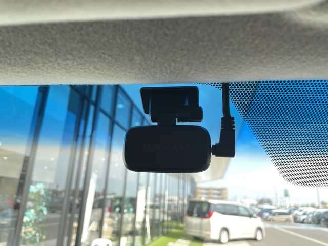 トヨタ ランドクルーザー プラド TX 愛知県 2016(平28)年 7万km ホワイトパールクリスタルシャイン SDナビ/バックカメラ/コーナーセンサー/純正アルミホイール/ルーフレール/４WD/LEDヘッドライト/インテリジェントミラー/ドライブレコーダー/ETC/フルセグ/CD DVD/Bluetooth/ステアリングスイッチ/スマートキー/プッシュスタート