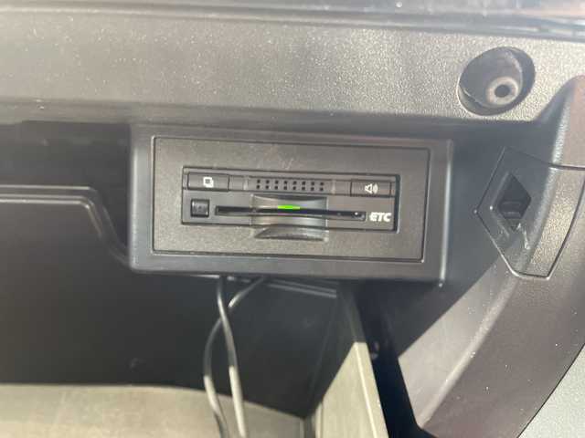 トヨタ ランドクルーザー プラド TX 愛知県 2016(平28)年 7万km ホワイトパールクリスタルシャイン SDナビ/バックカメラ/コーナーセンサー/純正アルミホイール/ルーフレール/４WD/LEDヘッドライト/インテリジェントミラー/ドライブレコーダー/ETC/フルセグ/CD DVD/Bluetooth/ステアリングスイッチ/スマートキー/プッシュスタート