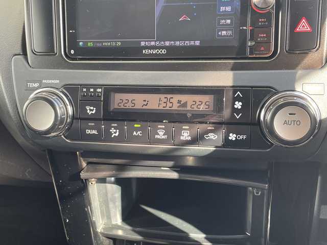 トヨタ ランドクルーザー プラド TX 愛知県 2016(平28)年 7万km ホワイトパールクリスタルシャイン SDナビ/バックカメラ/コーナーセンサー/純正アルミホイール/ルーフレール/４WD/LEDヘッドライト/インテリジェントミラー/ドライブレコーダー/ETC/フルセグ/CD DVD/Bluetooth/ステアリングスイッチ/スマートキー/プッシュスタート