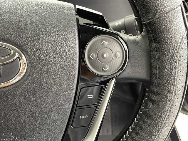 トヨタ アクア クロスオーバー 福岡県 2017(平29)年 6.7万km ブラックマイカ 社外ナビ/（CD/DVD/Bluetooth/フルセグTV)/バックカメラ/ETC/ハーフレザーシート/LEDヘッドライト/オートライト/トヨタセーフティセンス/　・オートハイビーム/　・プリクラッシュセーフティ/　・レーンディパーチャーアラート/　・先行車発進告知機能/ステアリングリモコン/オートエアコン/プッシュスタート/スマートキー