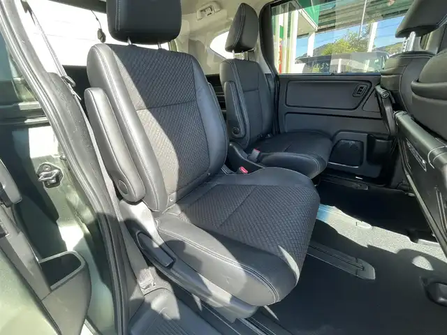 ホンダ フリード ハイブリット G ホンダセンシング 福岡県 2020(令2)年 2.7万km シルバーミストグリーンM 社外8型SDナビ(フルセグTV/CD/DVD/BT)ホンダセンシングフリップダウンモニター両側パワスラクルコンドラレコETCシートヒーターUSB純正LED純正アルミホイールプッシュスタートスマートキー