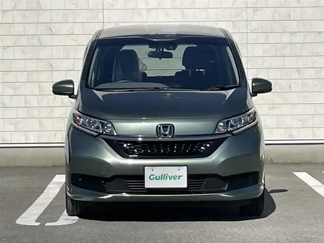 ホンダ フリード ハイブリット G ホンダセンシング 福岡県 2020(令2)年 2.7万km シルバーミストグリーンM 社外8型SDナビ(フルセグTV/CD/DVD/BT)ホンダセンシングフリップダウンモニター両側パワスラクルコンドラレコETCシートヒーターUSB純正LED純正アルミホイールプッシュスタートスマートキー