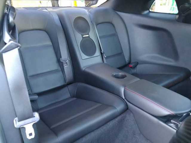 日産 ＧＴ－Ｒ ニスモ 静岡県 2016(平28)年 3.1万km アルティメイトメタルシルバー 2016Yモデル/NISMOスポーツリセッティング/純正コネクトナビ/フルセグテレビ/Bluetooth/AUX・USB・iPod/BOSEサウンドシステム/RECAROハーフレザー/ビルシュタイン製サスペンション/RAYZ製20インチアルミ/ADVAN NEOVA(AD09)/ブレンボ製キャリパー/クルーズコントロール/パドルシフト/ドライブレコーダー/スマートキー/フロアマット/ETC/新車保証書/取扱説明書/スポリセ保証書