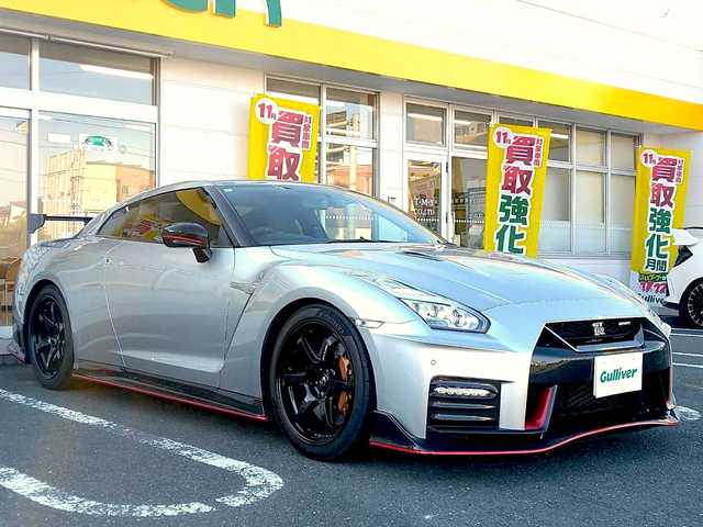 日産 ＧＴ－Ｒ ニスモ 静岡県 2016(平28)年 3.1万km アルティメイトメタルシルバー 2016Yモデル/NISMOスポーツリセッティング/純正コネクトナビ/フルセグテレビ/Bluetooth/AUX・USB・iPod/BOSEサウンドシステム/RECAROハーフレザー/ビルシュタイン製サスペンション/RAYZ製20インチアルミ/ADVAN NEOVA(AD09)/ブレンボ製キャリパー/クルーズコントロール/パドルシフト/ドライブレコーダー/スマートキー/フロアマット/ETC/新車保証書/取扱説明書/スポリセ保証書