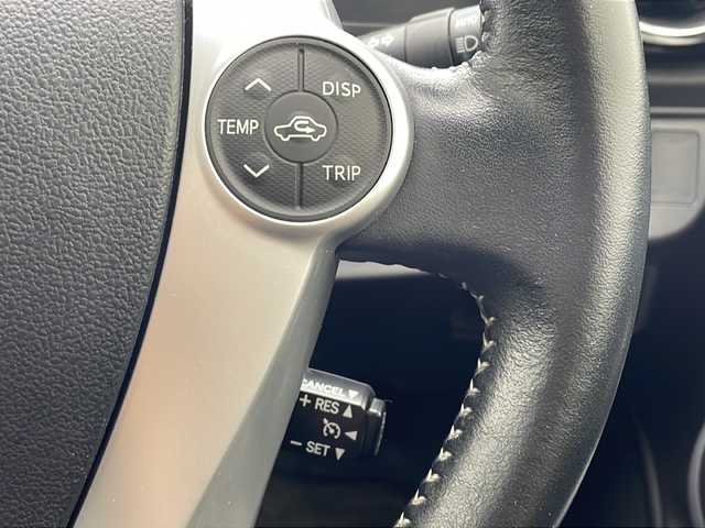 トヨタ アクア G 沖縄県 2016(平28)年 6.8万km ライムホワイトパールクリスタルシャイン 純正ナビ（NSZT-Y66T）/（フルセグＴＶ　ＤＶＤ　ＣＤ　ＳＤ　Ｂｌｕｅｔｏｏｔｈ）/バッククカメラ/ＥＴＣ/トヨタセーフティセンス/・衝突被害軽減ブレーキ (プリクラッシュセーフティ)																																																												/・車線はみ出しアラート (レーンディパーチャーアラート)																									/・自動ハイビーム (オートマチックハイビーム)																									/クルーズコントロール/モデリスタエアロ　/モデリスタ１５インチアルミホイール/LEDヘッドライト/オートライト/スマートキー/プッシュスタート/保証書