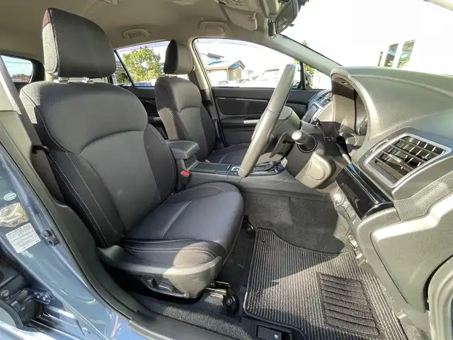 スバル レヴォーグ 1．6GT アイサイト 道央・札幌 2018(平30)年 4.9万km ストームグレーメタリック 純正8型メモリーナビ /CD /DVD /BT /フルセグ/バックカメラ/ETC/アイサイトｖｅｒ３/アイドリングストップ/パドルシフト/SI-DRIVE/クルーズコントロール/SRH/RAB/AVH/USB充電ポート×2/トノカバー/純正17インチAW/スマートキー×2/取扱説明書