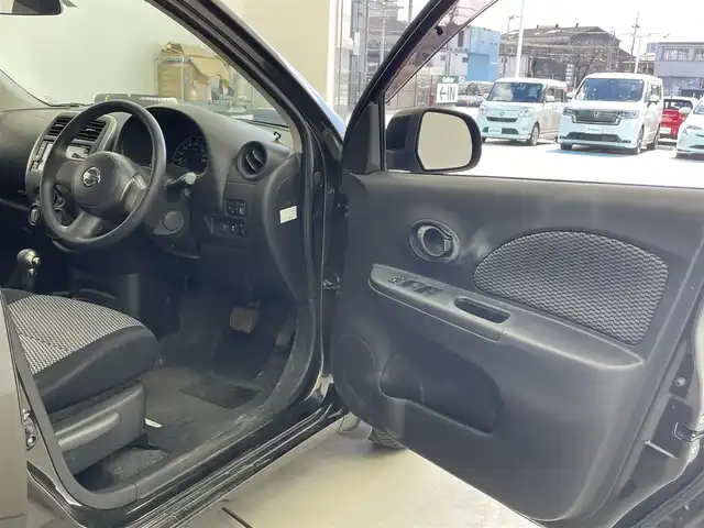 日産 マーチ