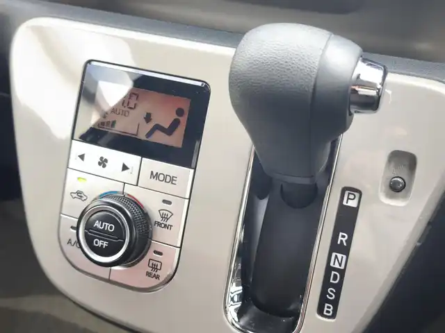 ダイハツ ブーン スタイル SAⅢ 熊本県 2019(平31)年 7.5万km ダークエメラルドマイカ 純正ナビ（NSZN-W69D）/【フルセグTV/CD/DVD/Bluetooth】/バックカメラ/衝突被害軽減ブレーキ/コーナーセンサー/オートLEDヘッドライト/ウィンカーミラー/アイドリングストップ/純正14インチAW/ドライブレコーダー/ETC/プッシュスタート/ステアリングスイッチ/純正フロアマット/純正ドアバイザー/横滑り防止/盗難防止装置/保証書/取扱説明書