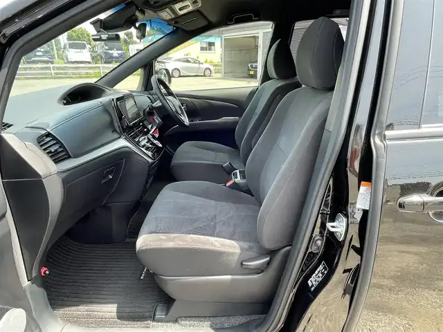 トヨタ エスティマ アエラス 道央・札幌 2019(平31)年 4.6万km ブラック ４WD/ワンオーナー/寒冷地仕様/純正ディーラーOPナビ/CD/DVD/BT/フルセグ/トヨタセーフティセンス/プリクラッシュセーフティ/横滑り防止装置/クルーズコントロール/レーンキープアシスト/クリアランスソナー/バックカメラ/ビルトインETC/ドライブレコーダー/センターデフロック/ワイパーデアイサー/両側パワースライドドア/パワーバックドア/2列目オットマン/革巻きステアリング/ステアリングリモコン/AC100V/MTモード付AT/プッシュスタート/スマートキー/LEDヘッドライト/オートライト/オートハイビーム/フォグランプ/電動格納ミラー/ウィンカーミラー/純正フロアマット/ドアバイザー/社外AW付冬タイヤ積込/215/60/R17/2021年/山7mm/TRDフロント/リヤエアロ