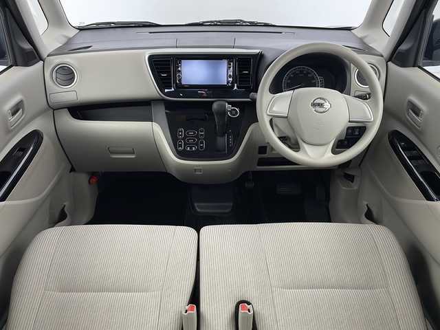 日産 デイズ ルークス X 福岡県 2017(平29)年 3.1万km ブラック 純正メモリナビ　/　フルセグTV/Bluetooth/CD/DVD/USB/アラウンドビューモニター/ETC/ドライブレコーダー(ZDR-012)/片側パワースライドドア/衝突被害軽減ブレーキ/横滑り防止装置/アイドリングストップ/禁煙車