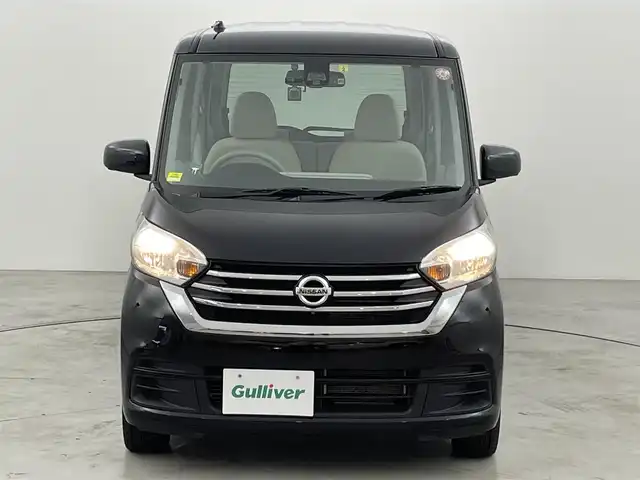 日産 デイズ ルークス X 福岡県 2017(平29)年 3.1万km ブラック 純正ナビ（ＢＴ，フルセグＴＶ）　/全方位カメラ　/ＥＴＣ　/前方ドライブレコーダー　/エマージェンシーブレーキ　/横滑り防止装置　/アイドリングストップ　/片側電動スライドドア　/プッシュスタート　/純正１５インチＡＷ
