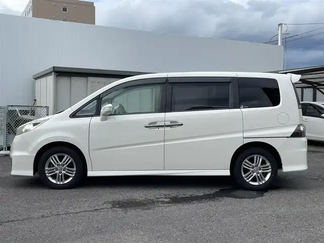 ホンダ ステップワゴン スパーダSHDDナビスマートスタイル 福島県 2009(平21)年 8.8万km プレミアムホワイトパール ４WD/両側パワースライドドア /社外SDナビ/フルセグテレビ/バックカメラ/Bluetooth接続/ETC/純正16インチAW/HIDヘッドライト/保証書