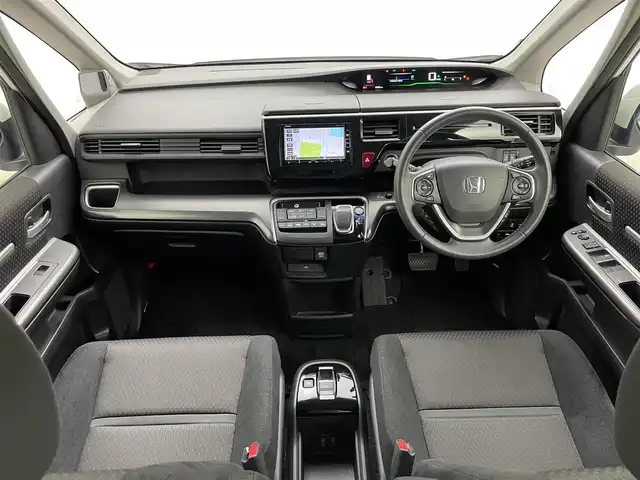 ホンダ ステップワゴン スパーダ ハイブリッド G ホンダセンシング 岡山県 2018(平30)年 5.6万km プラチナホワイトパール 純正ナビ VXM-194VFi/・地デジ/Bluetooth/DVD/CD/バックカメラ/両側パワースライドドア/ビルトインETC/ホンダセンシング /アダプティブクルーズコントロール/LEDヘッドライト/オートライト/プッシュスタート /スマートキー/フォグランプ/オートホールド /純正16インチアルミホイール