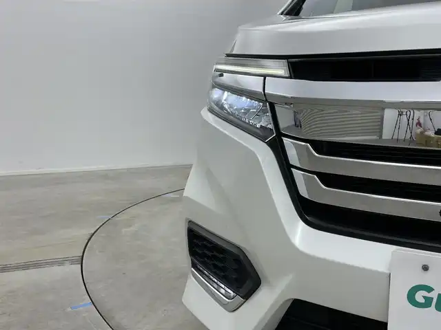 ホンダ ステップワゴン スパーダ ハイブリッド G ホンダセンシング 岡山県 2018(平30)年 5.6万km プラチナホワイトパール 純正ナビ VXM-194VFi/・地デジ/Bluetooth/DVD/CD/バックカメラ/両側パワースライドドア/ビルトインETC/ホンダセンシング /アダプティブクルーズコントロール/LEDヘッドライト/オートライト/プッシュスタート /スマートキー/フォグランプ/オートホールド /純正16インチアルミホイール