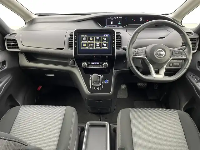 日産 セレナ e－パワー ハイウェイスター V 福井県 2020(令2)年 4.3万km ダイヤモンドブラック 純正SD10インチナビ　型式：MM519D-L/（Bluetooth/フルセグTV/CD/DVD/Blue-ray/FM/AM)/両側パワースライドドア/ハンズフリーパワースライドドア/コーナーセンサー/ブラインドスポットモニター/全方位運転支援システム/横滑り防止機能/クルーズコントロール/ETC/前方純正ドライブレコーダー　型式：DJ4-D/純正15インチアルミホイール/純正フロアマット/LEDヘッドライト/オートライト/ドアバイザー/ロールサンシェード/メーカー保証書/取扱説明書